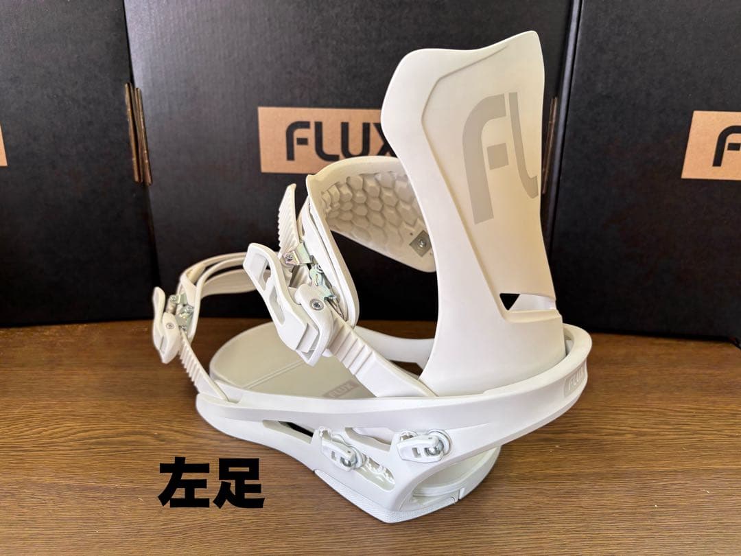 FLUX / DS / WHT / Mサイズ　新品未使用