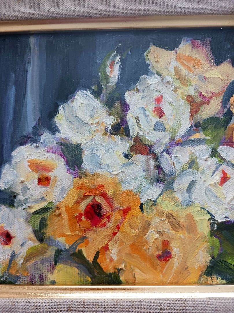 バラ花束の油彩画　 金色フレーム・ベージュ額縁　38×31×5cm　新品　箱付き