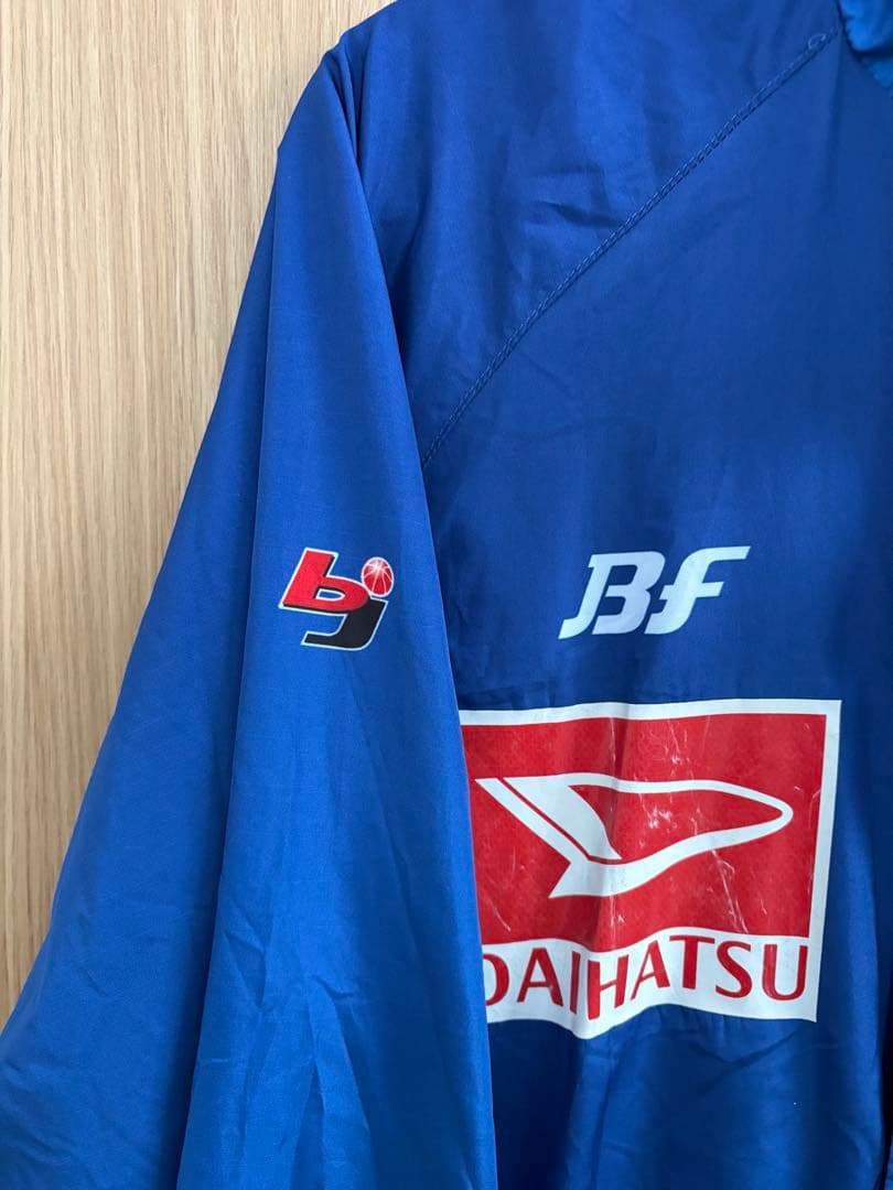 Bリーグ ウォームアップジャケット 背番号4 青森ワッツ　サイズM