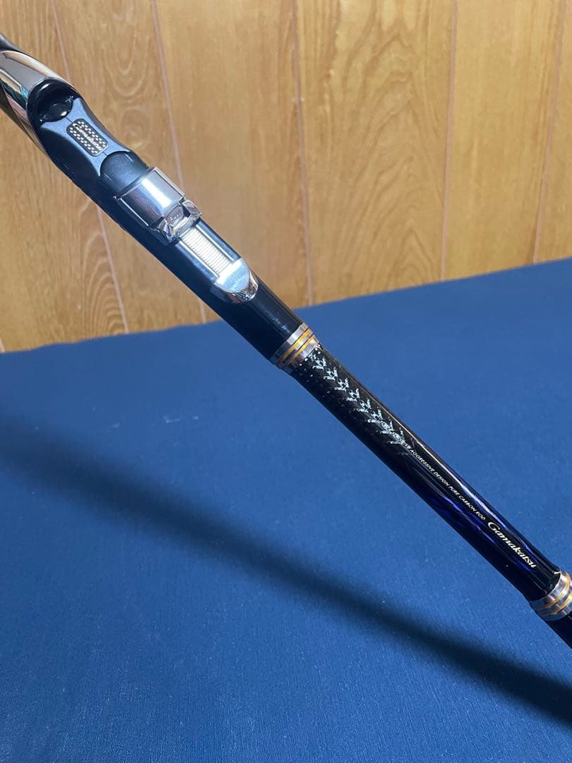 がまかつ美品 アテンダーII 1.5号-53 元箱、竿ニット、竿キャップ付属