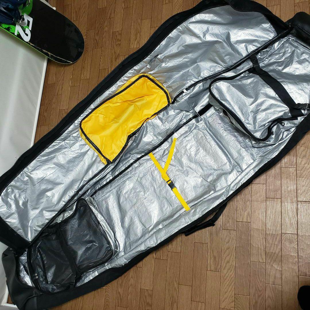 BURTON 大型キャリー型ボードケース 185cm
