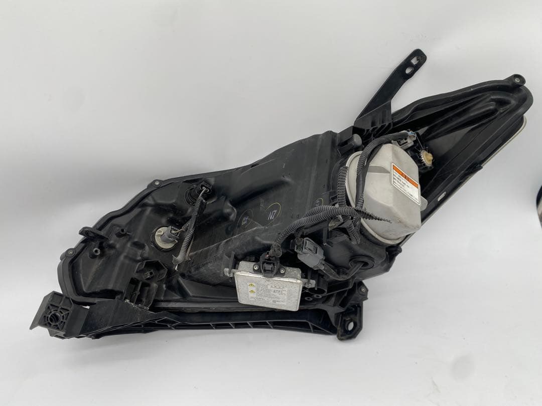 ホンダ フリード GB3 GP3 純正ヘッドライト 左右 HID バラスト付