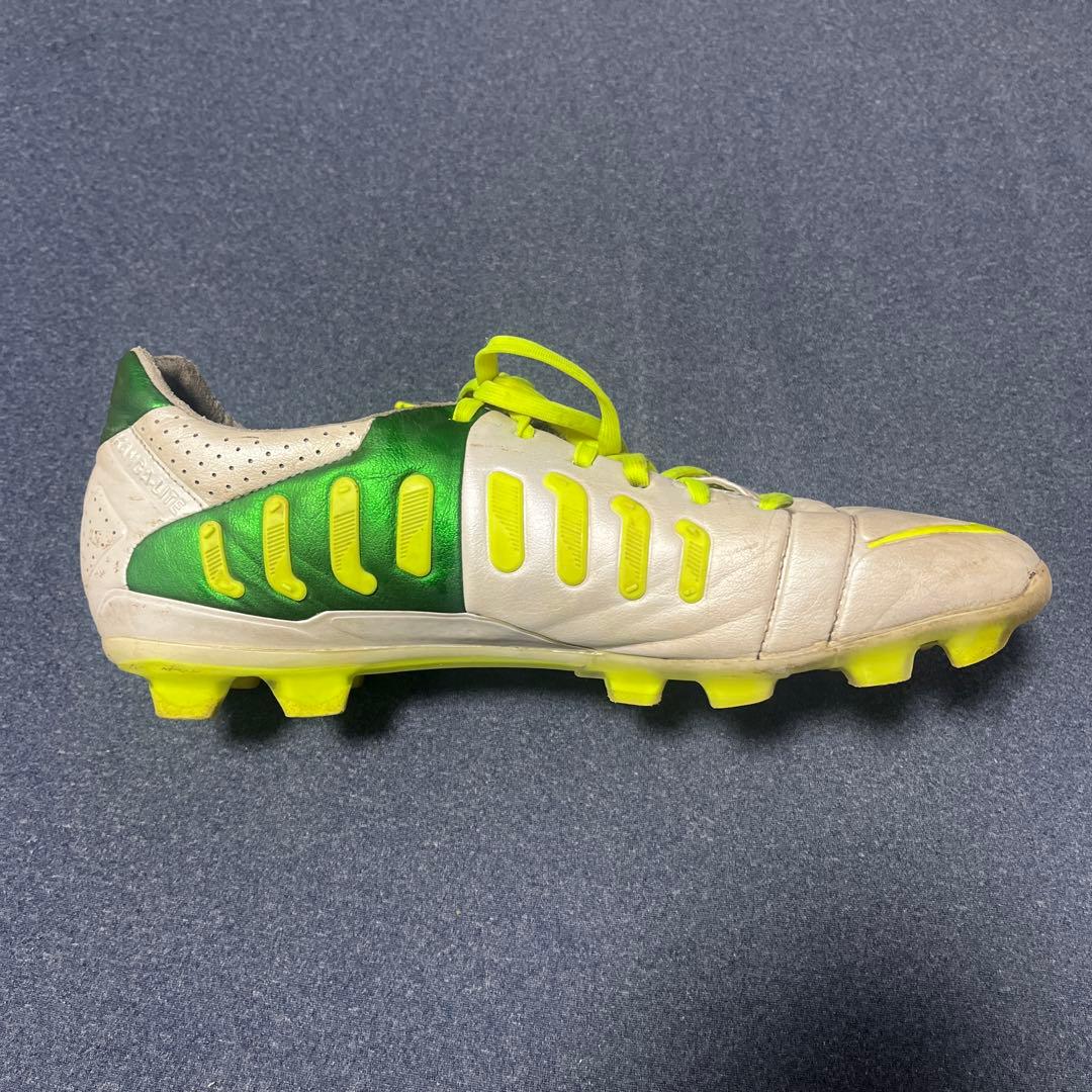 Nike サッカーシューズ スパイク ホワイト/グリーン/イエロー