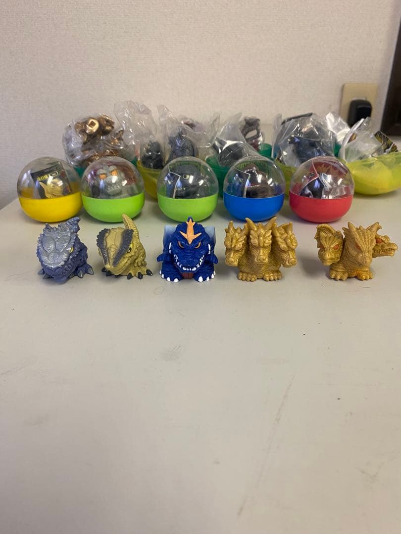 ゴジラ　ガメラガシャポン