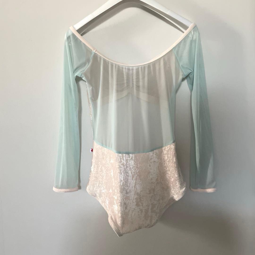 新品 未使用　YUMIKO バレエ　レオタード　stina Chacott