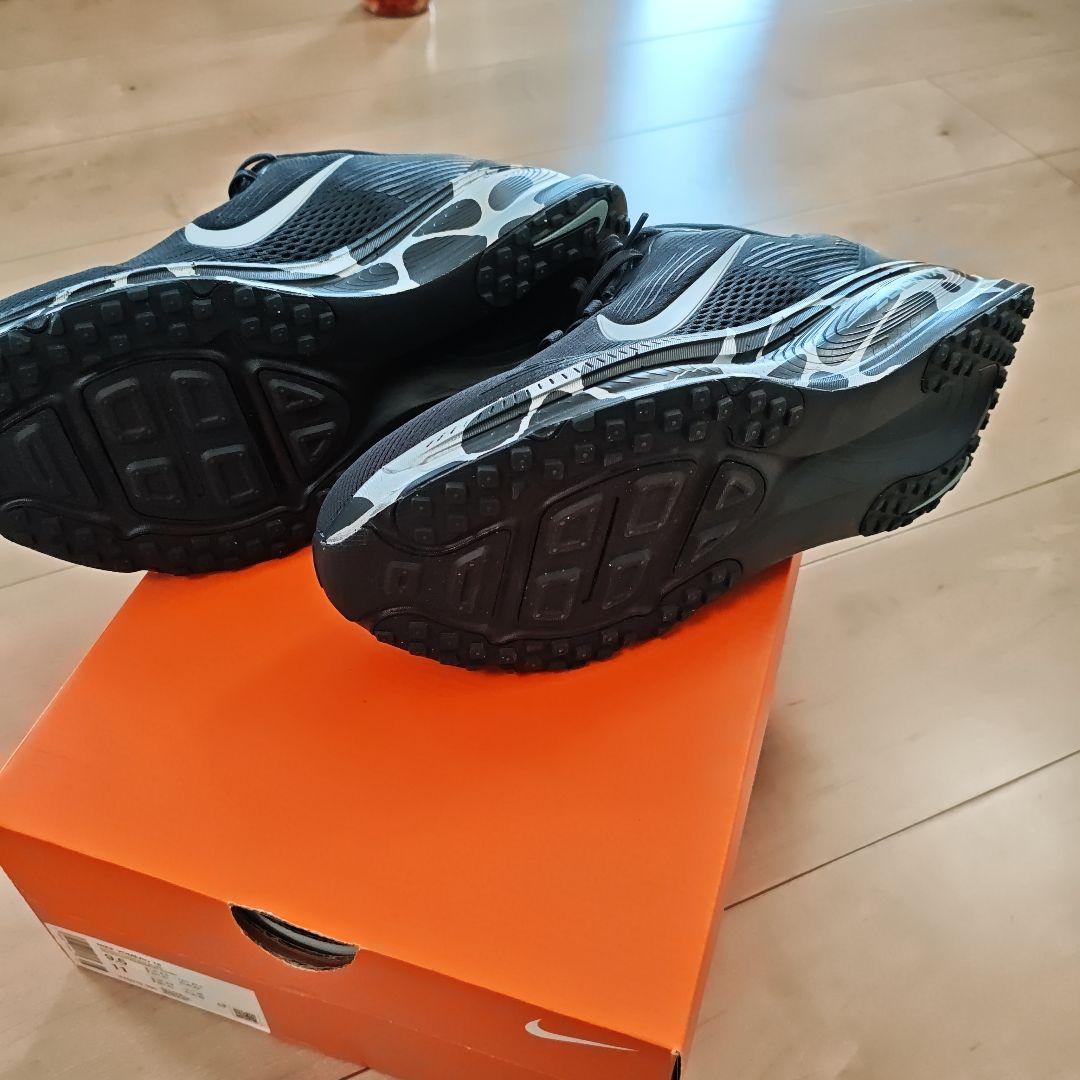 NIKE ナイキ　ボメロ18 27.5
