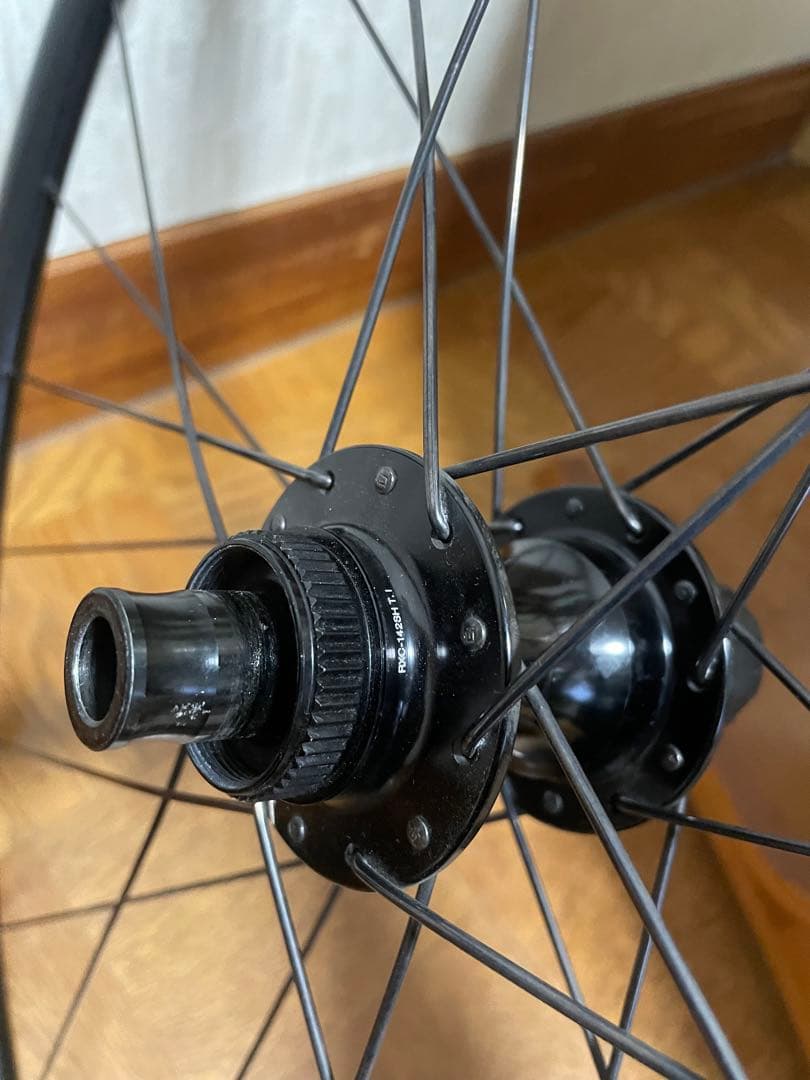 DT Swiss R470 ホイールセット　シマノフリー