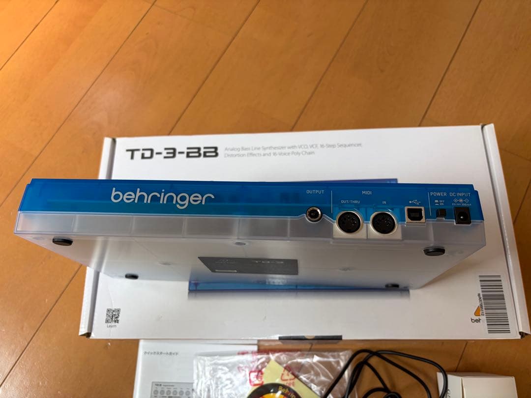 behringer TD-3 アナログシンセサイザー