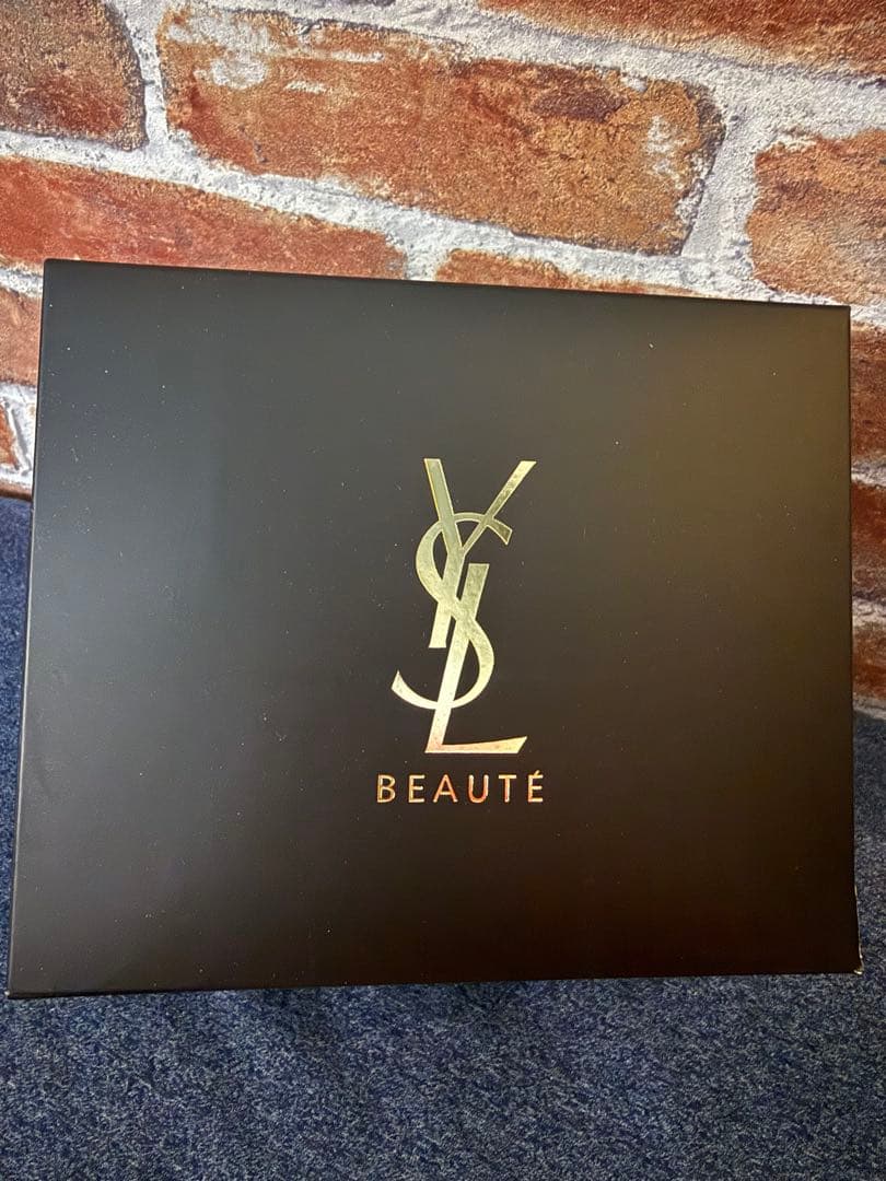 YSL ブラックキルティングバッグ