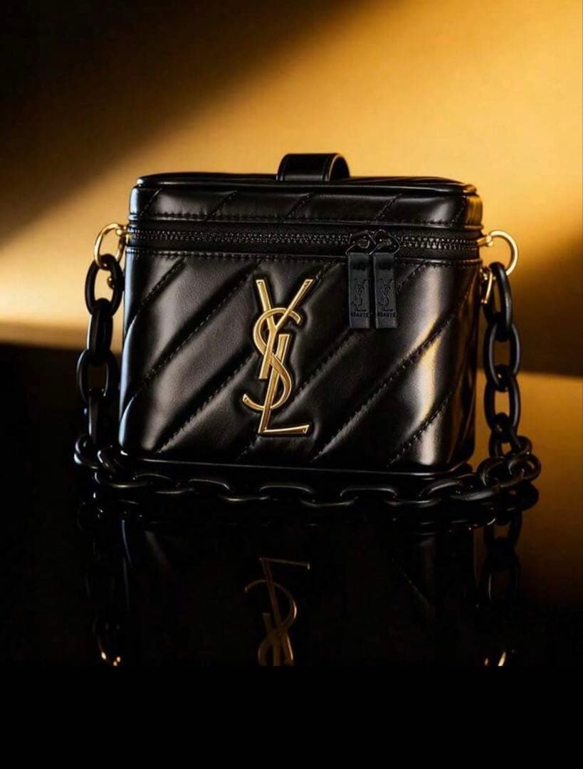 YSL ブラックキルティングバッグ