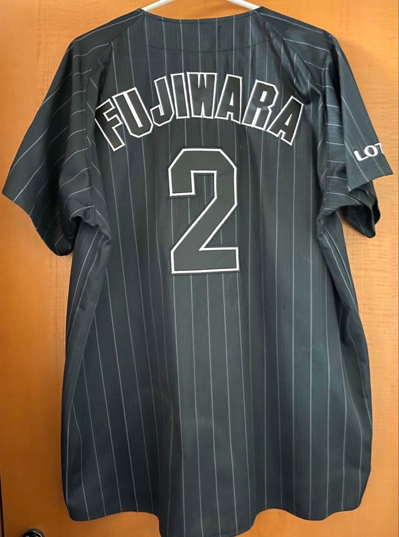 千葉ロッテマリーンズ 藤原恭大 ビジターユニフォーム 背番号2 ビジユニ