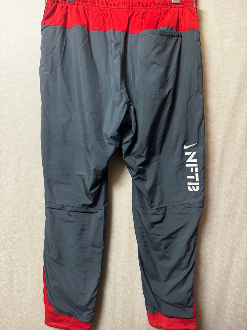 NIKEナイキNFTB 上下セットアップピステ裏地起毛　ジャージ【美品】