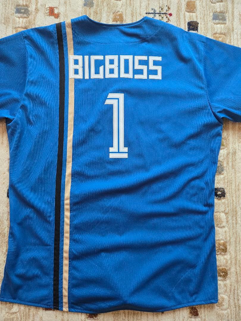 北海道日本ハムファイターズ ユニフォーム BIGBOSS 1