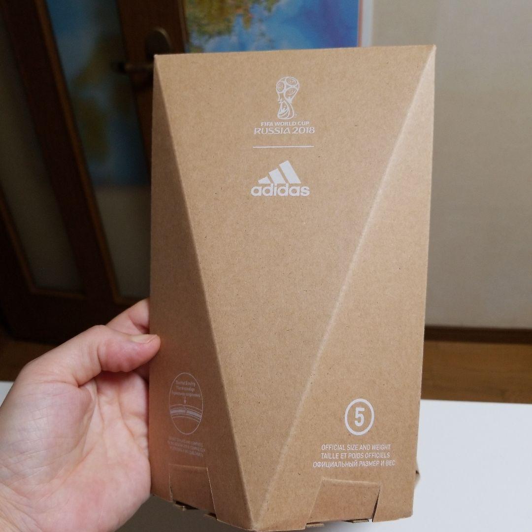 テルスター　2018年FIFAワールドカップ公式試合球