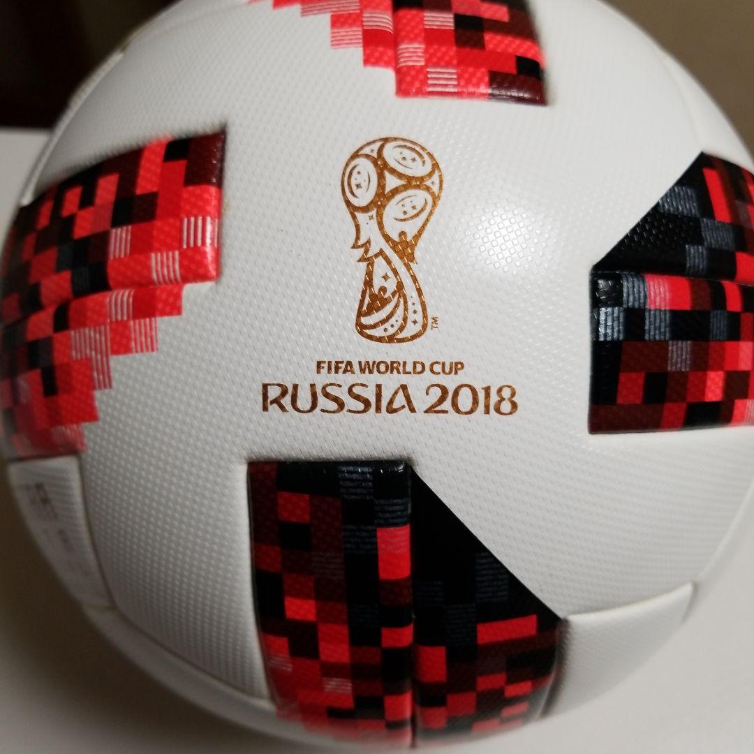 テルスター　2018年FIFAワールドカップ公式試合球