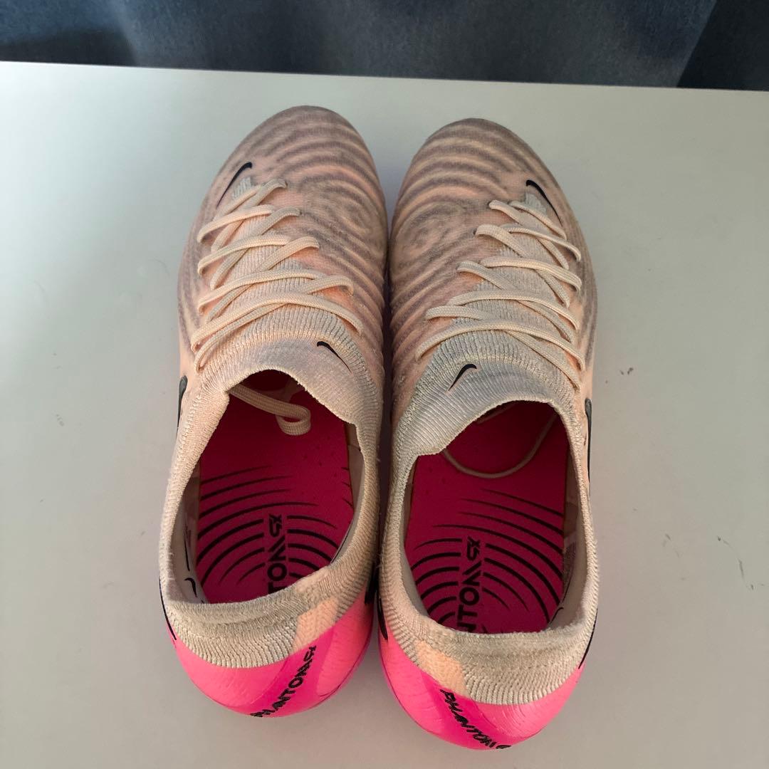 Nike サッカーシューズ ピンク/ベージュ AG