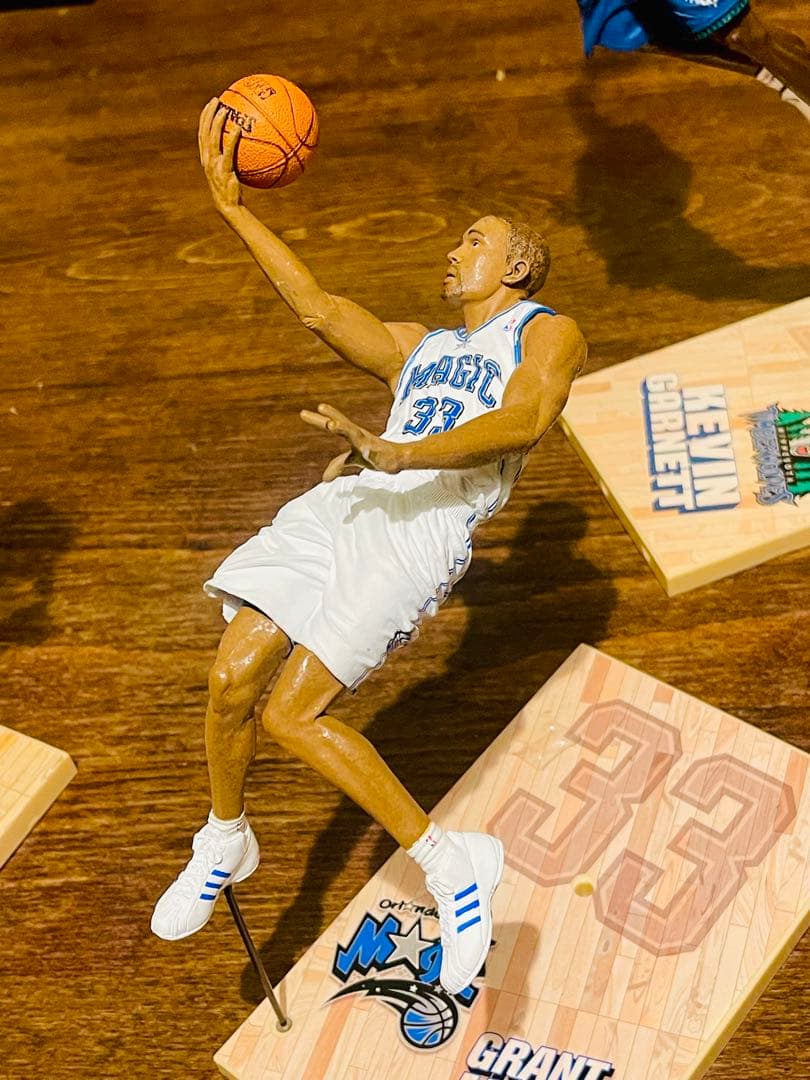 NBA フィギュア3体セット ストヤコビッチ グラント・ヒル ケビン・ガーネット