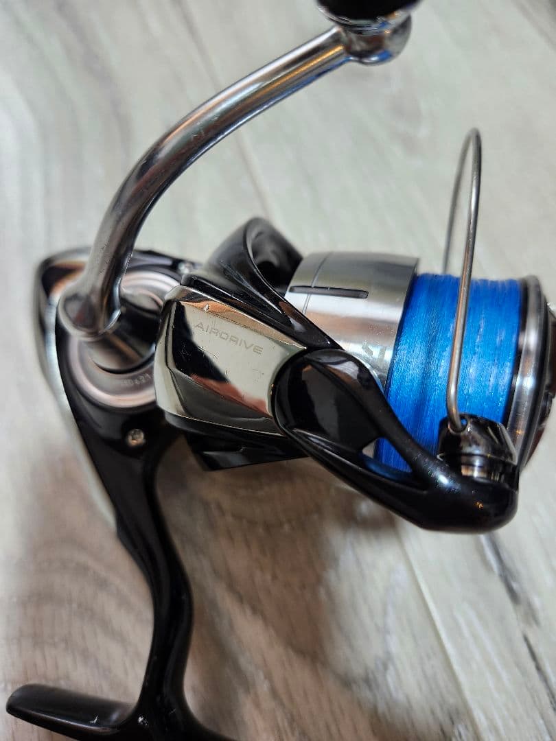 ダイワ23 LEXA LT4000-CXH スピニングリール レグザ（ジャンク）