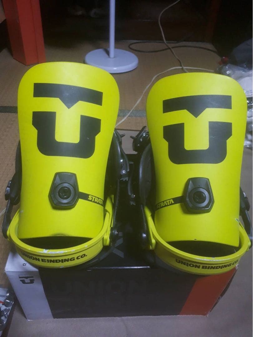 スノーボードバインディングユニオン ストラータ union strataサイズM