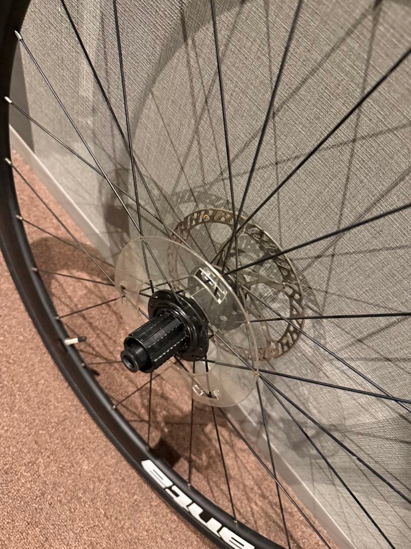 ディスクブレーキロードバイクホイール(シマノフリー)