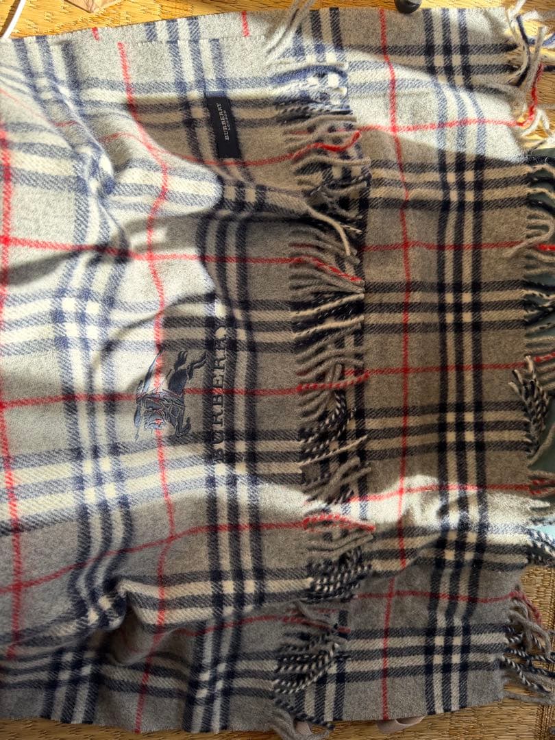 BURBERRY ウールチェックひざ掛け　グレーチェック