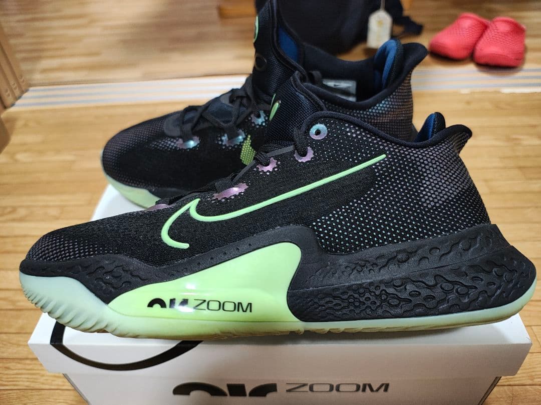 【美品】NIKE エアズーム BB NXT 【 28cm】