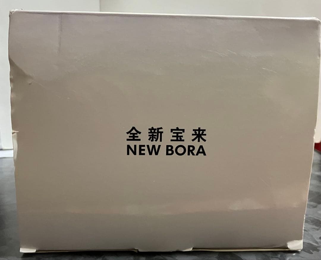FAWフォルクスワーゲン NEW BORA 1/18 ミニカー