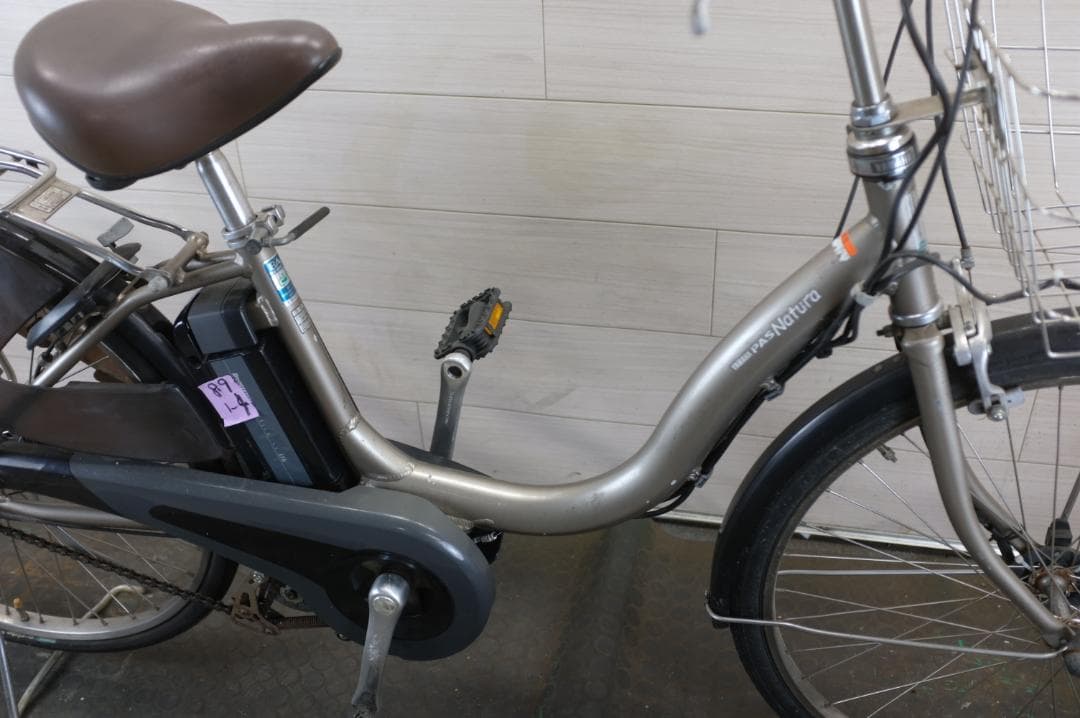 電動自転車ヤマハPAS　Natura 24インチ　3段　8.9Ah充電器あり