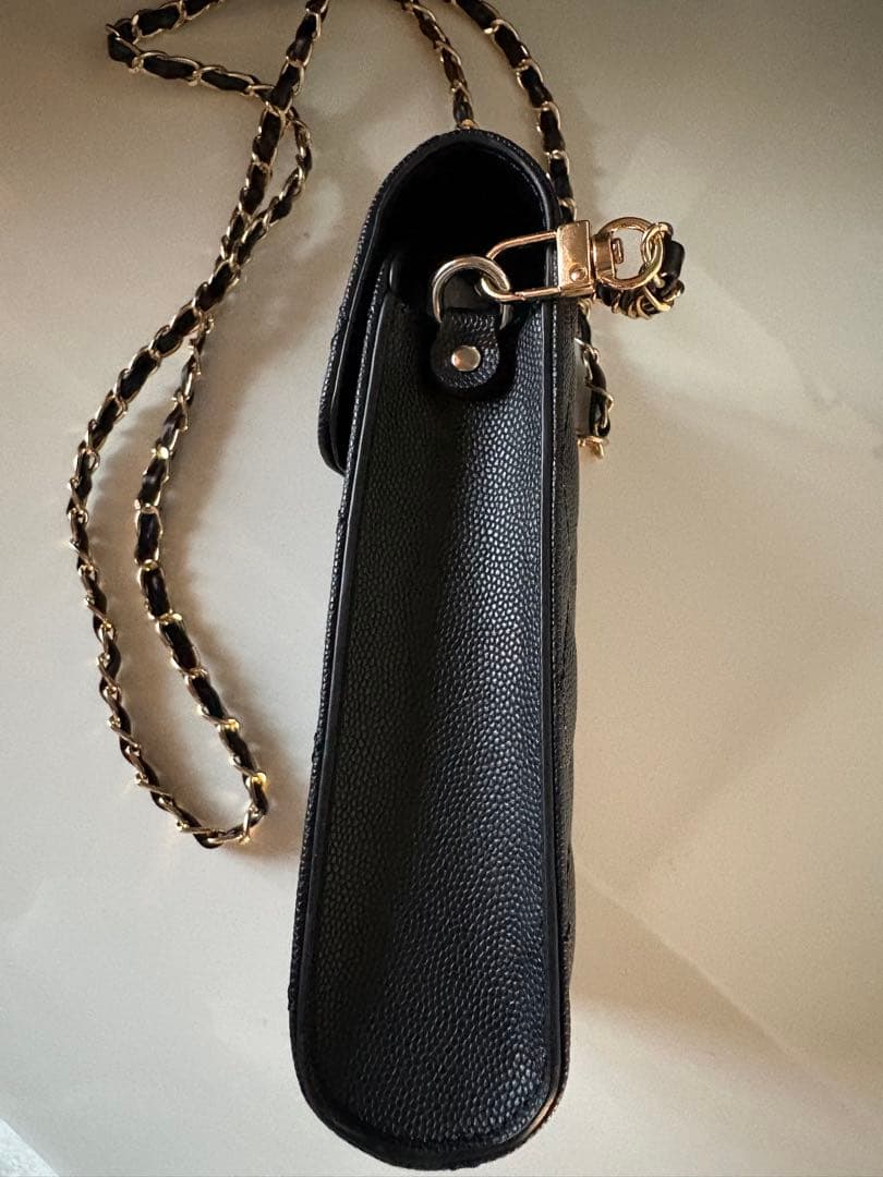 CHANEL シャネル　ノベルティショルダーバッグ　スマホショルダー