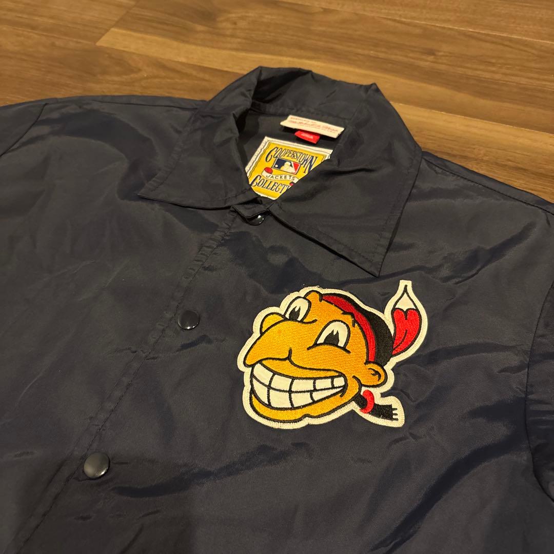 MLB インディアンズ　ミッチェルアンドネス　ネイビー　コーチジャケット　M