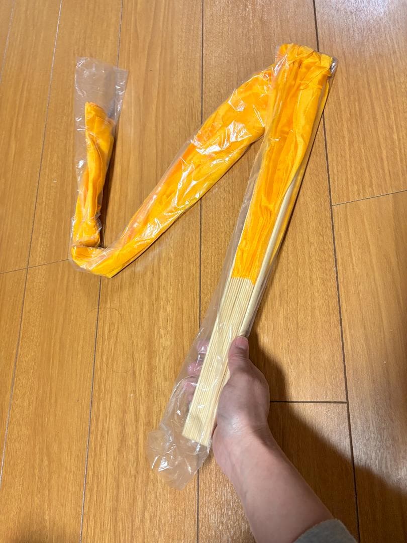 【新作新品】ビッグフラッターファンベール★右手★ゴールド♫100％シルク