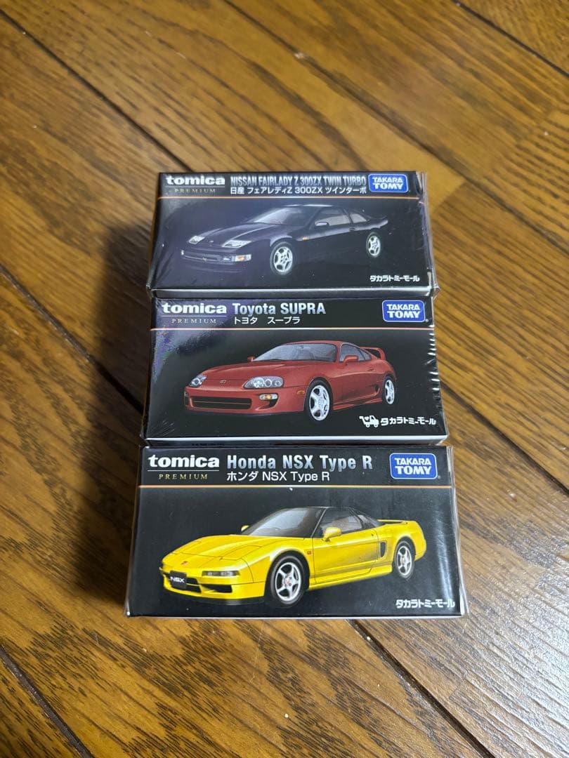 トミカプレミアム　タカラトミーモール　3台セット
