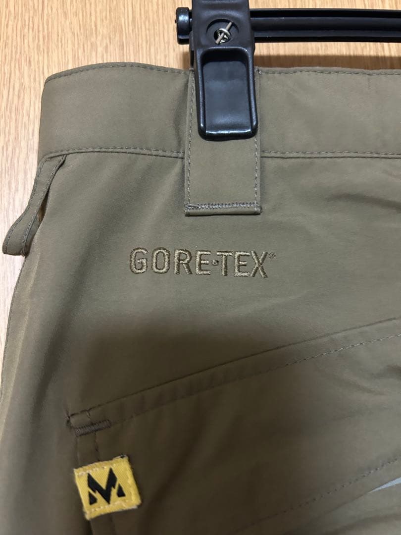 GORE-TEX スノーボードウェア 上下セット マウト Lサイズ
