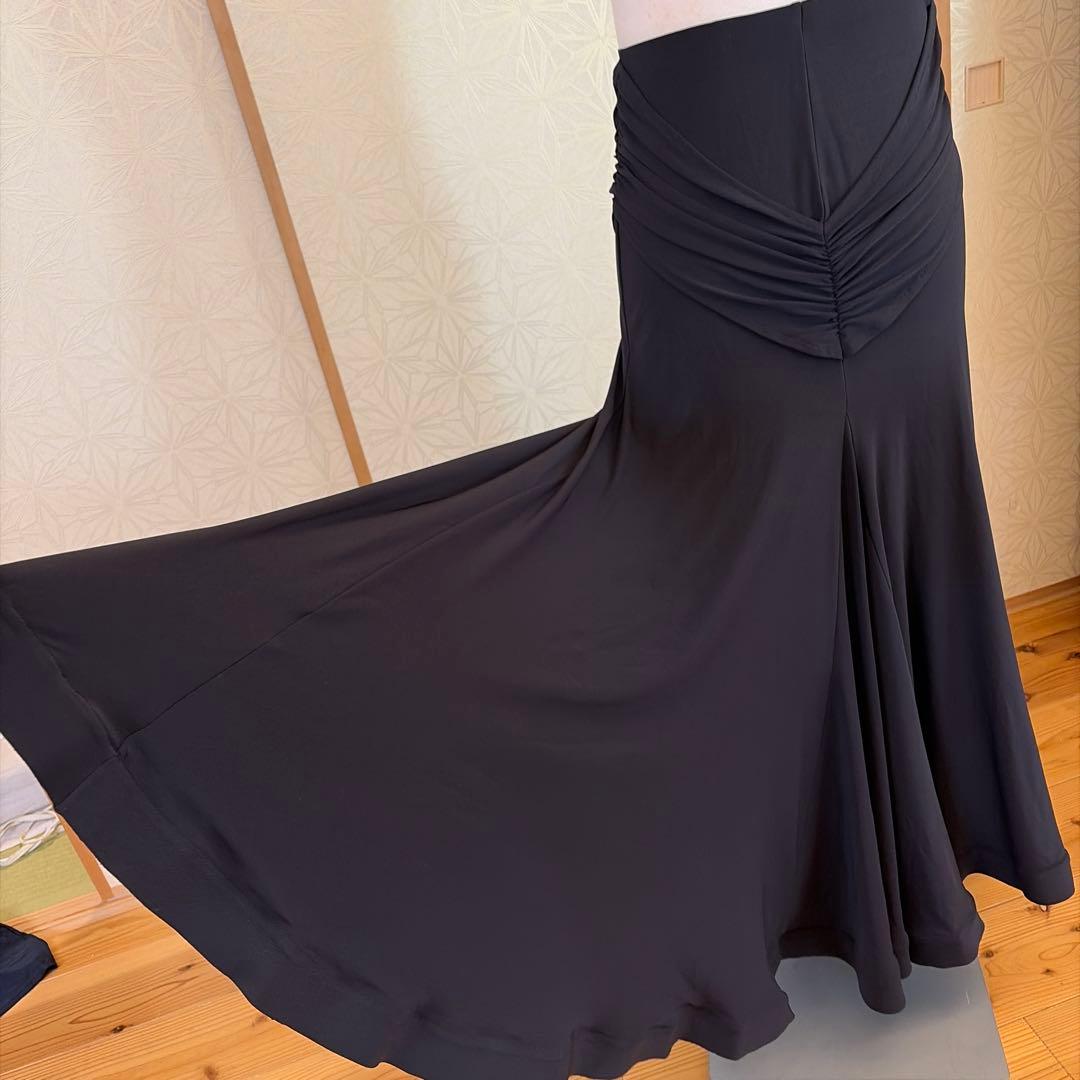 クリスアン黒ブラックフレアスカート ストレッチ素材 イギリス製Sサイズ