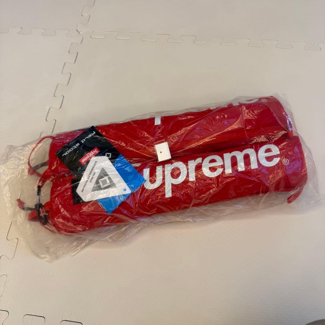 テーブル・チェア・ハンモック Supreme Helinox Tactical Field Stool red