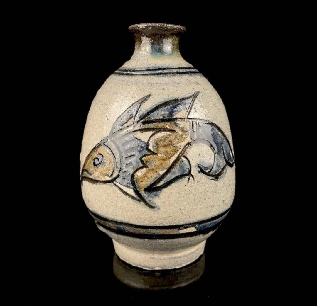 【美品】「凜」人間国宝 金城次郎 壺屋焼 魚文 徳利 酒器 やちむん 琉球