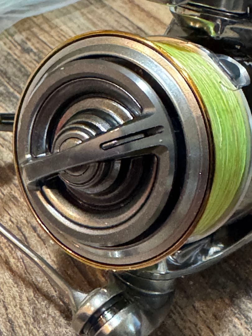 SHIMANO 18ステラ C2000S-J リール