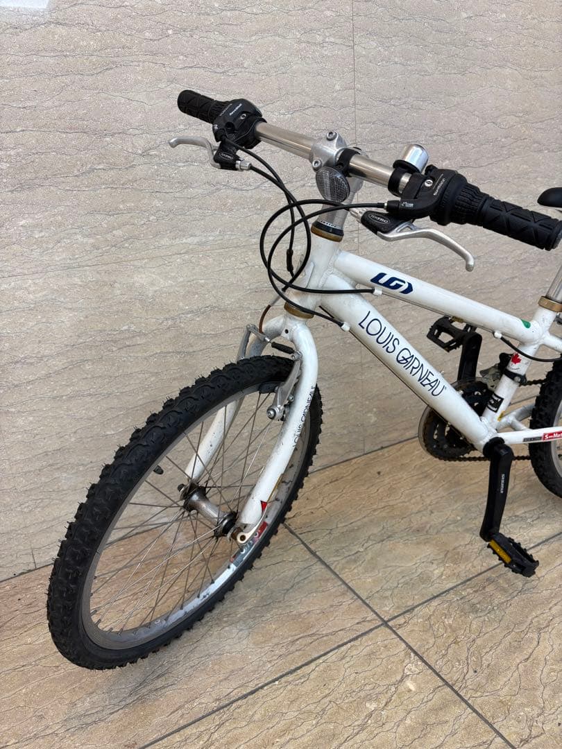 【実受渡し条件】LOUIS GARNEAU 子供用自転車　22インチJ22 白