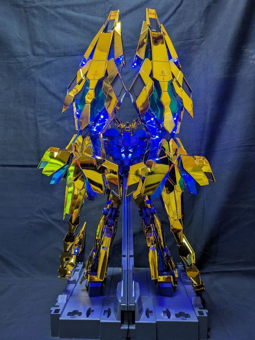 1/60 PG ユニコーンガンダム３号機フェネクス（ナラティブＶｅｒ．）LED付