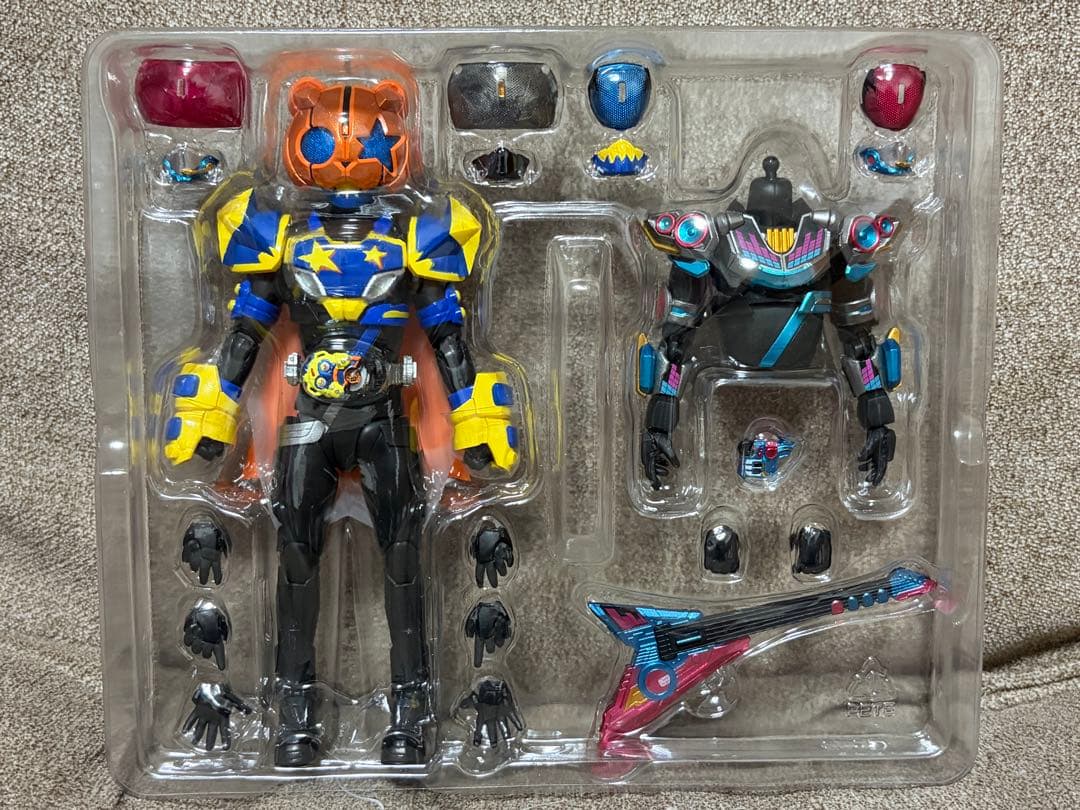 S.H.Figuarts パンクジャック モンスターフォーム/ビートフォーム