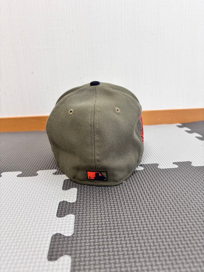ニューエラキャップ 71/8 限定品