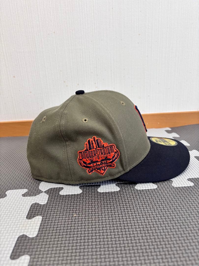 ニューエラキャップ 71/8 限定品