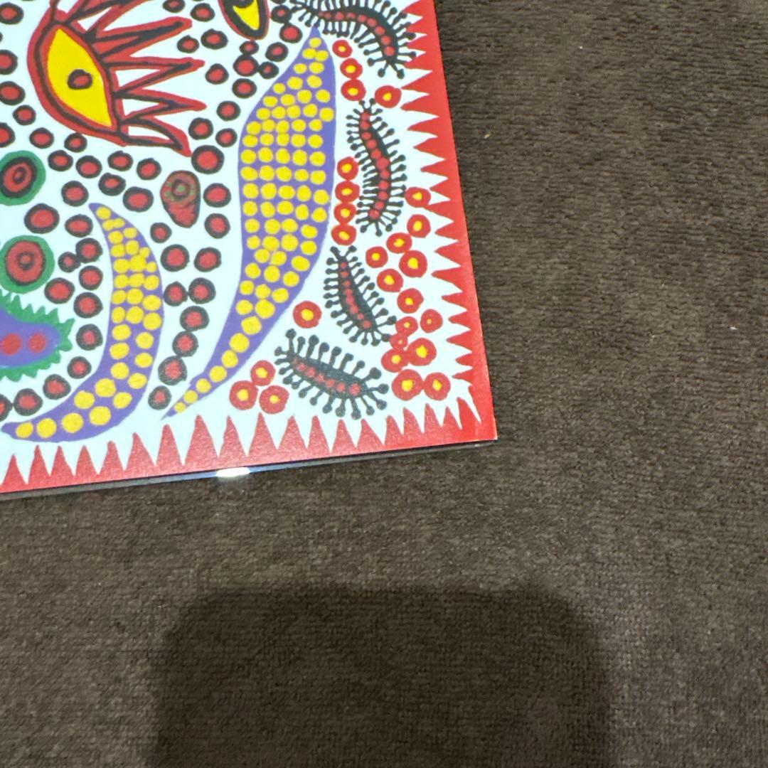 草間彌生　YAYOI KUSAMA 果てしない人間の一生　2010