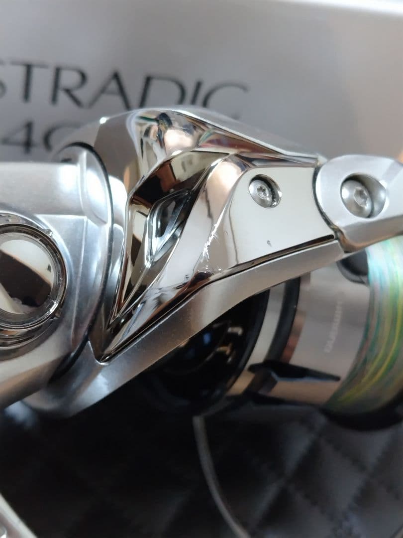 リール 19 STRADIC 4000
