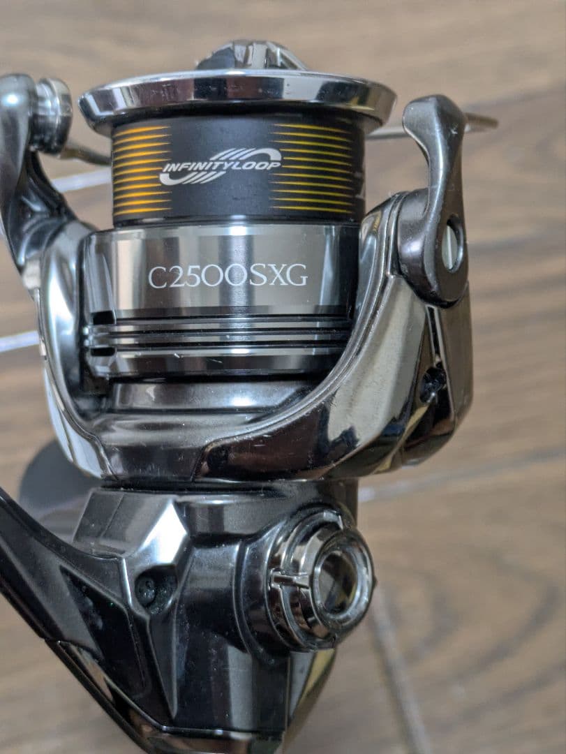 24 TWIN POWER C2500XG シマノ shimano