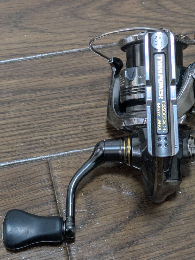 24 TWIN POWER C2500XG シマノ shimano