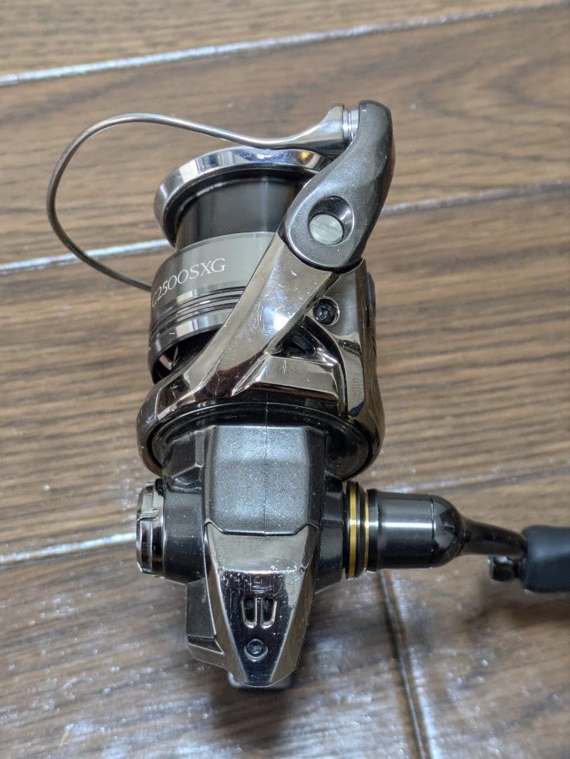 24 TWIN POWER C2500XG シマノ shimano