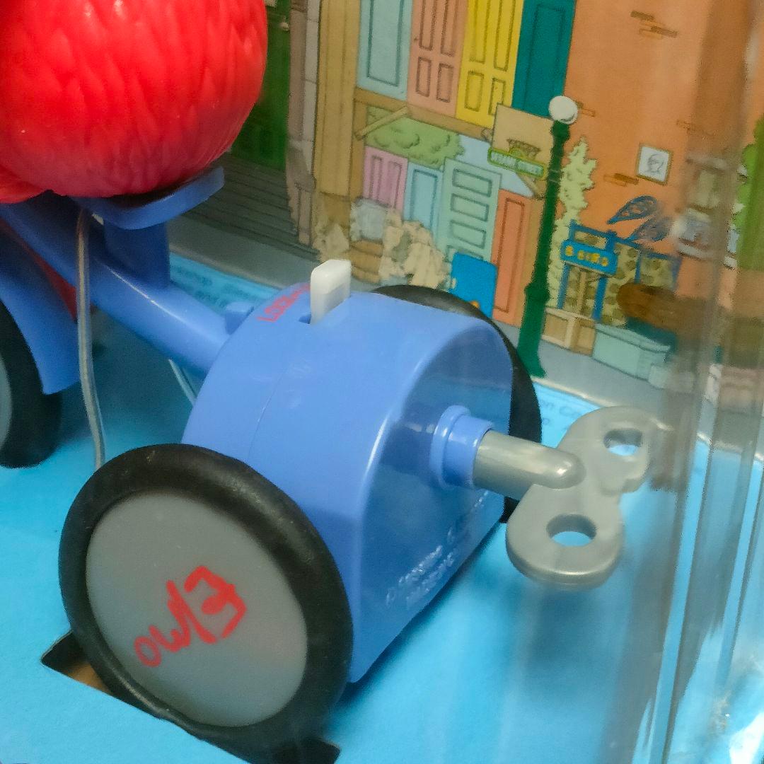 エルモの三輪車 新品 未開封
