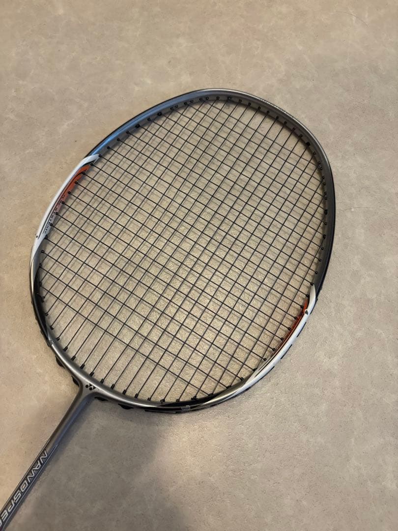 YONEX Nano speed 7700バドミントンラケット