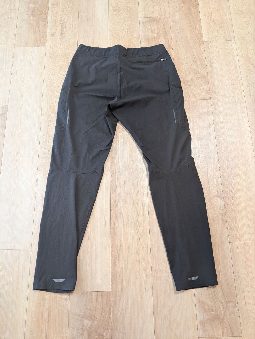 美品　モンベル　ペダリングパンツ　ライト　黒　L